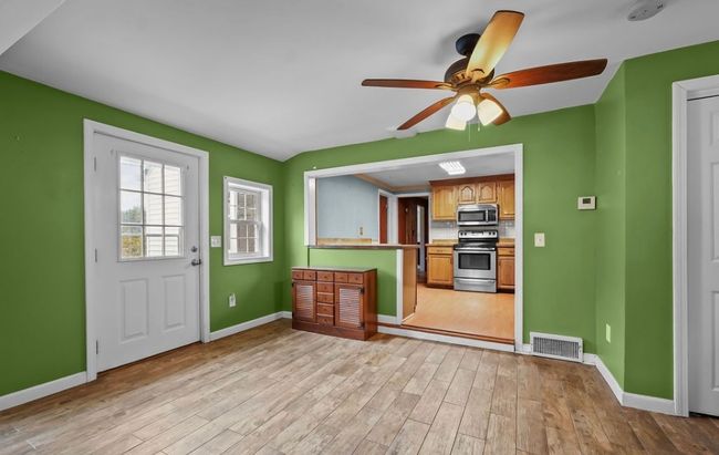 525 Buttonwoods Ave, House other with 3 bedrooms, 2 bathrooms and 5 parking in Warwick RI | Image 7