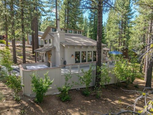 600 White Fir, Truckee, CA, 96161-3902 | Card Image