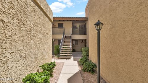 f102-8301 N 21st Dr, Phoenix, AZ, 85021-9338 | Card Image