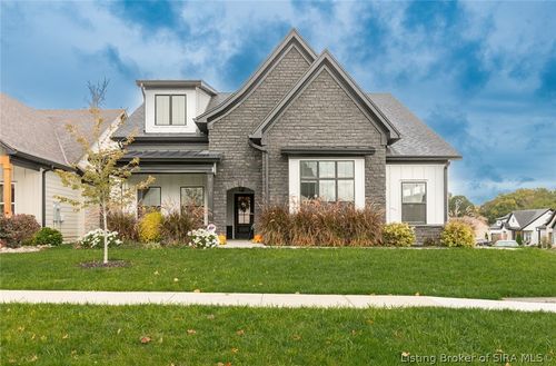 4131 Uhl Dr, Jeffersonville, IN, 47130-1301 | Card Image