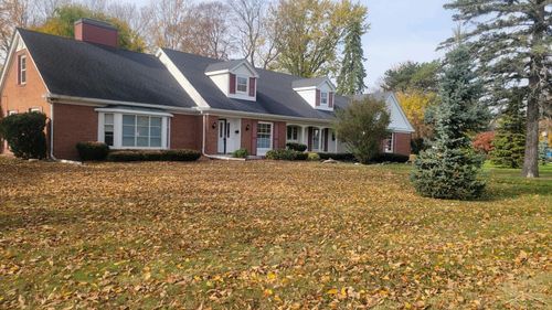 685 Westfield St, Saginaw, MI, 48602-2749 | Card Image