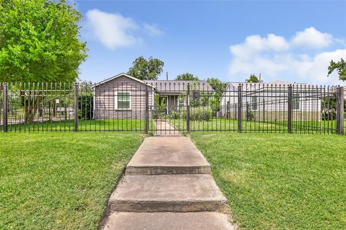 4803 Elser St, Houston, TX, 77009-2811 | Card Image