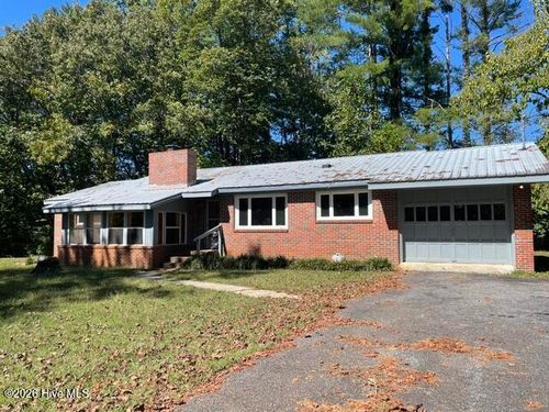 679 Robbinsville Road, Andrews, NC, 28901 | Card Image