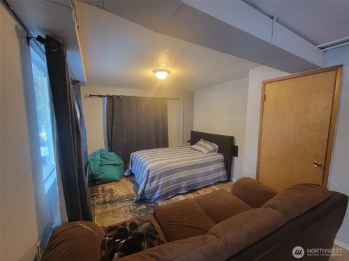 14600 Se 181st St, Renton, WA, 98058-9203 | Card Image