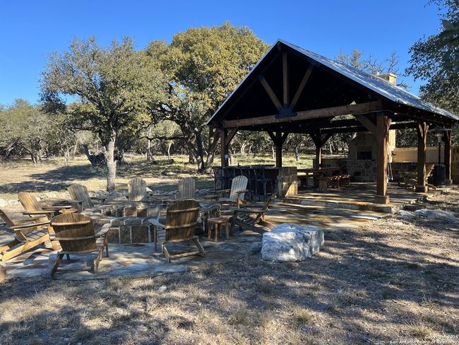 163 Northridge Dr W, House other with 2 bedrooms, 3 bathrooms and null parking in Mountain Home TX | Image 21