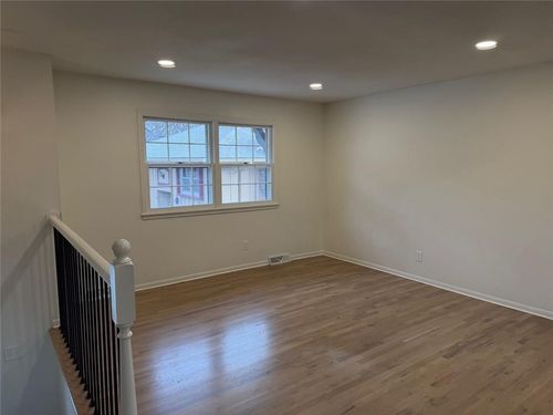 5719 Farley St, Merriam, KS, 66203-2434 | Card Image