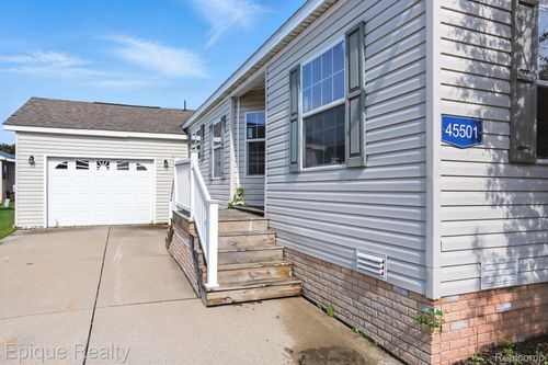 45501 Labelle Dr, Macomb, MI, 48044-6044 | Card Image