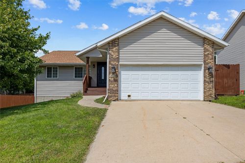 410 Lilac St, Tiffin, IA, 52340-9407 | Card Image