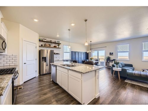 45871 Orchid Ave, Bennett, CO, 80102-8784 | Card Image