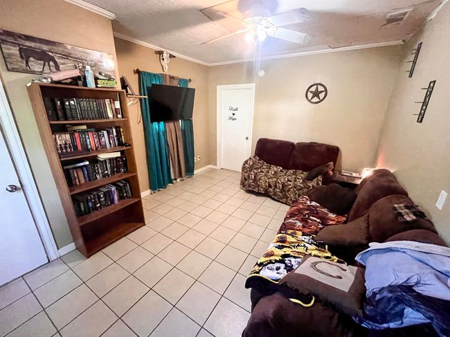 7521 Puntes Ln, House other with 3 bedrooms, 2 bathrooms and null parking in Silsbee TX | Image 10