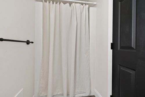 48 Jackson St, Laconia, NH, 03246-2612 | Card Image