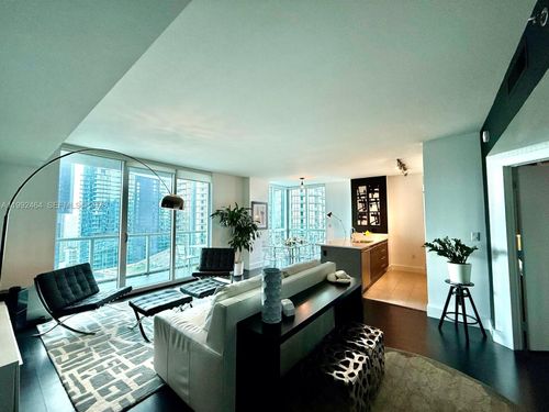 apt-3302-55 Se 6th St, Miami, FL, 33131-2571 | Card Image