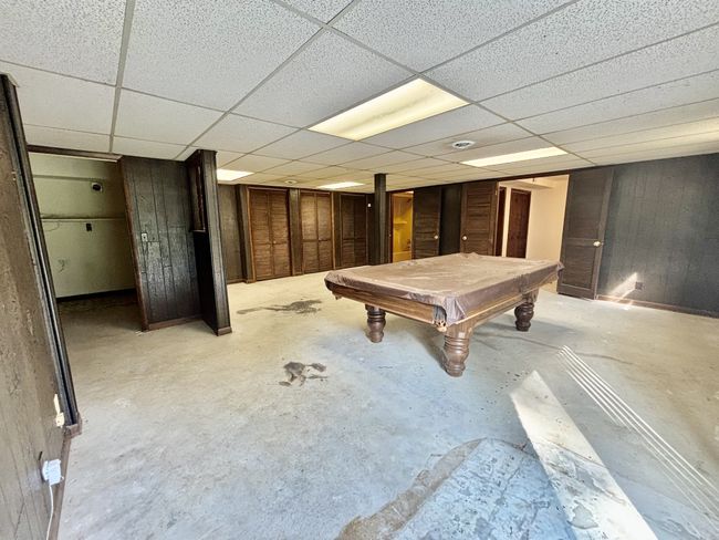 Basement has its own entry. | Image 21