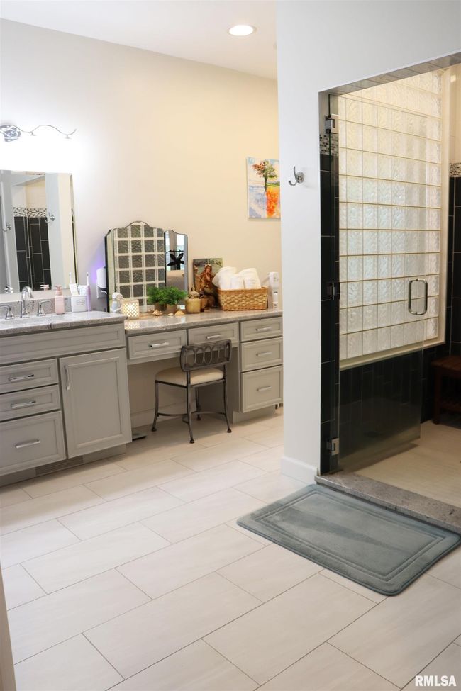 1112 W Cedar Hills Dr, House other with 5 bedrooms, 6 bathrooms and null parking in Dunlap IL | Image 47