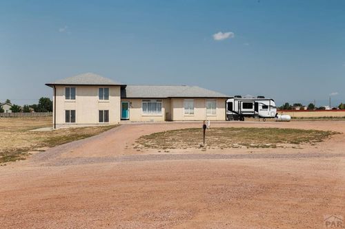 825 S Cayuga Ct, Pueblo West, CO, 81007-3188 | Card Image