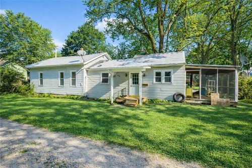 4 Sanford Pl, Rochester, NY, 14620-2213 | Card Image