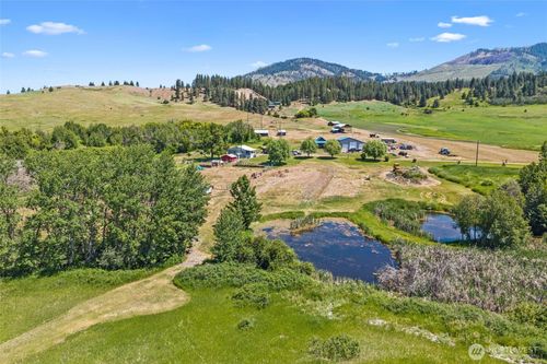 5793 Fruitland Valley Rd, Fruitland, WA, 99129-9776 | Card Image