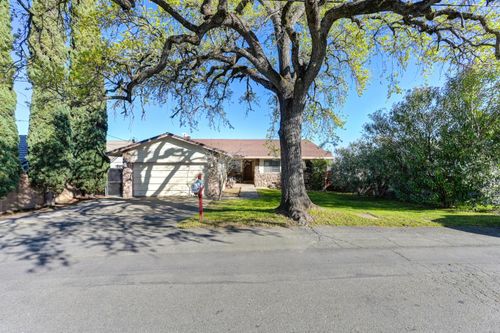 7409 Kalamazoo Dr, Citrus Heights, CA, 95610-7411 | Card Image