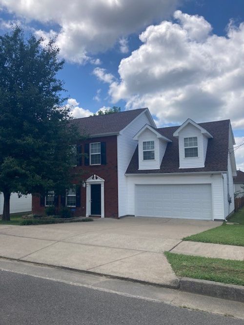 7236 Legacy Dr, Antioch, TN, 37013-3928 | Card Image