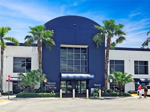 245-7500 Nw 25th St, Miami, FL, 33122-1720 | Card Image