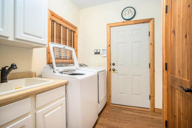 017__90a6482_989 | Image 30