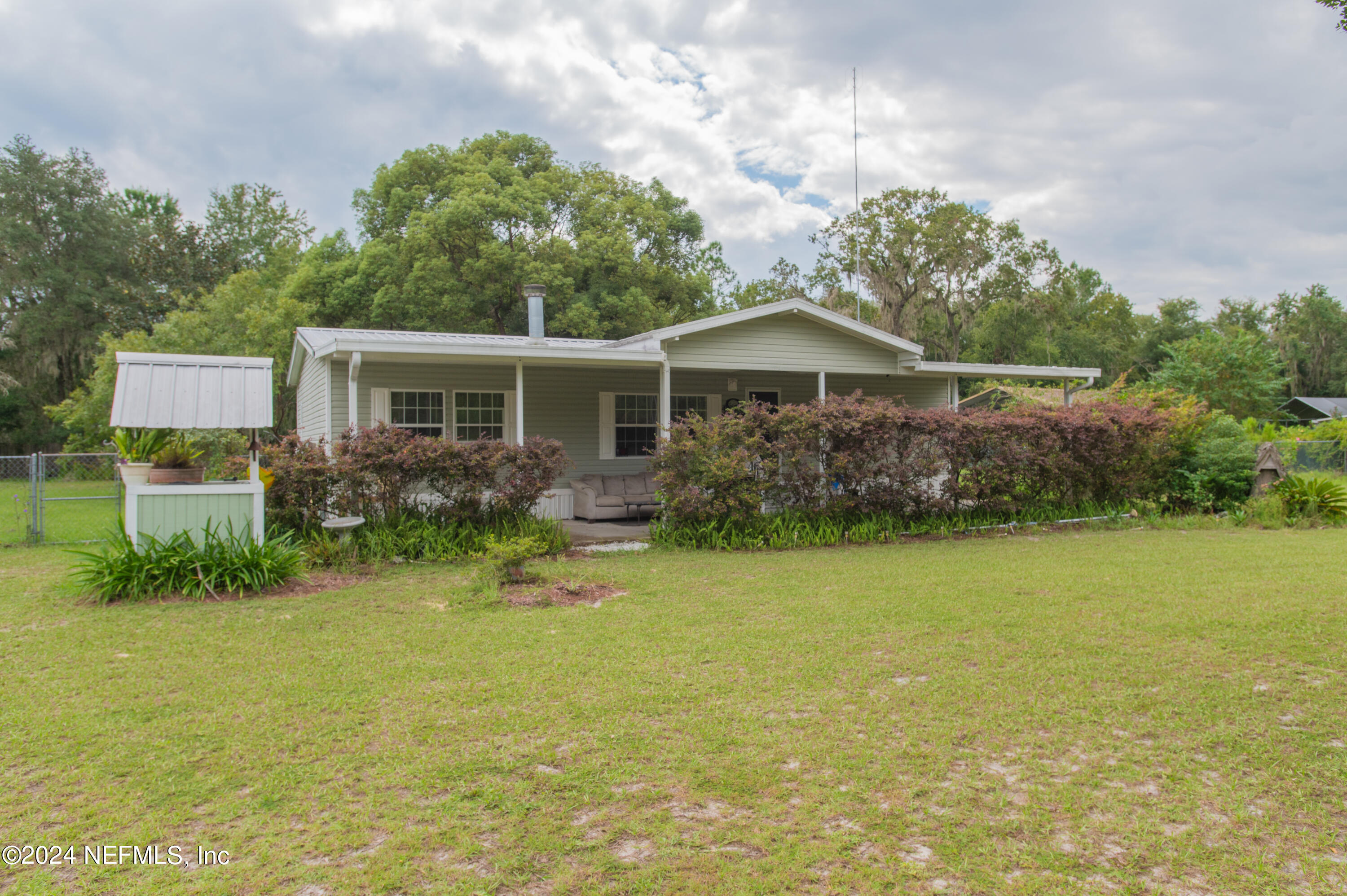 3rd Ave, Satsuma, FL 32189