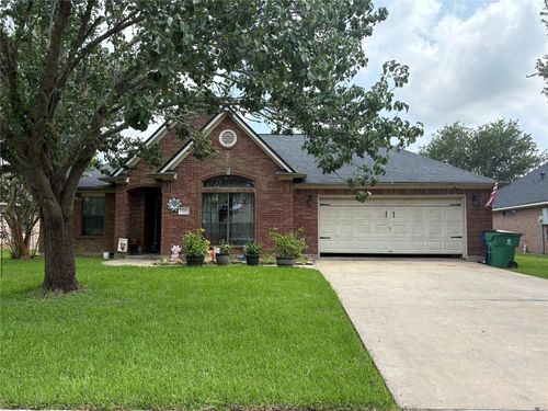 110 Dove Trl, Richwood, TX, 77531-2248 | Card Image