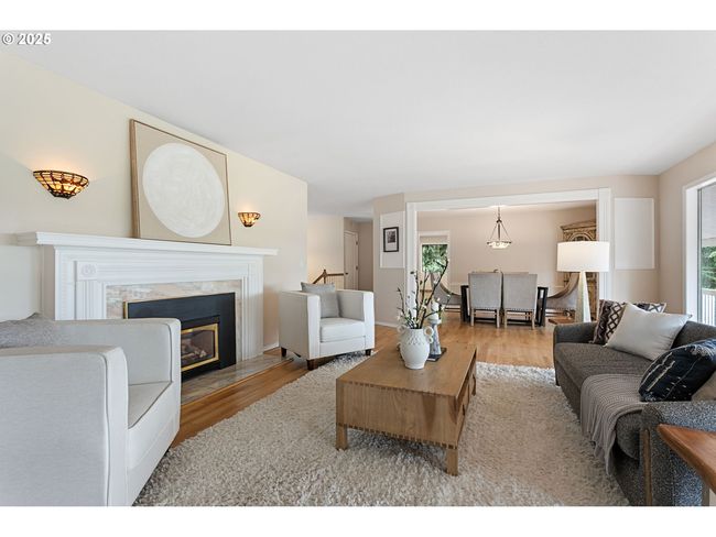 Living Room-Fireplace | Image 6