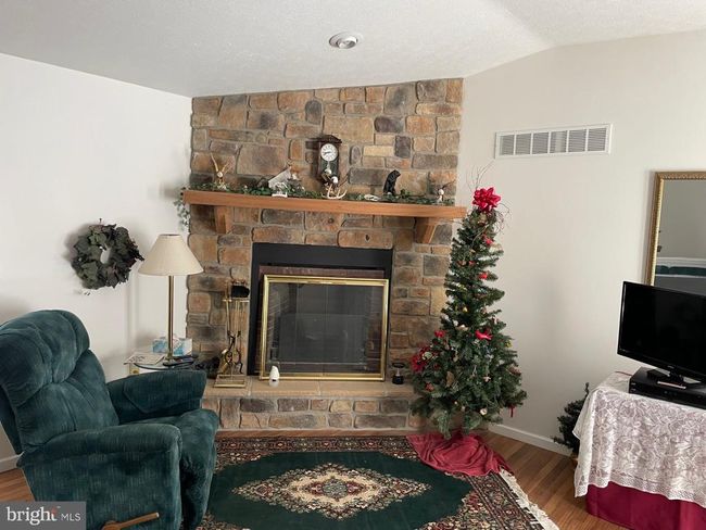 4645 Lower Knobley Rd, House other with 4 bedrooms, 4 bathrooms and null parking in MAYSVILLE WV | Image 22