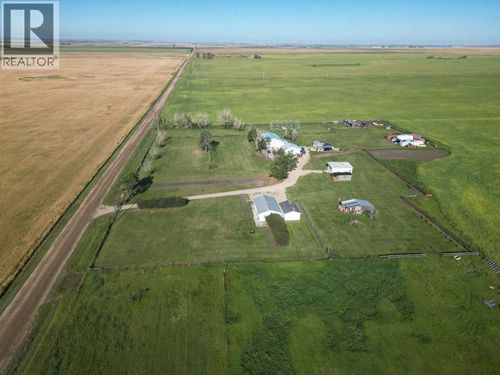 270046 Township Road 284, Beiseker, AB, T0M0G0 | Card Image