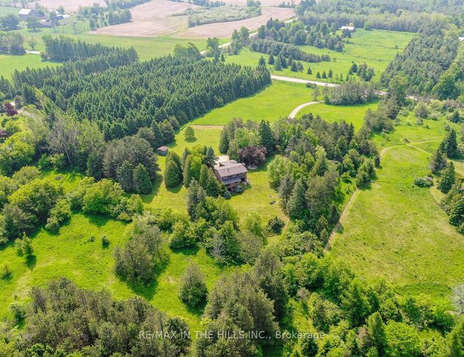 247531 5 Sideroad, House other with 4 bedrooms, 4 bathrooms and 10 parking in Mono ON | Image 5
