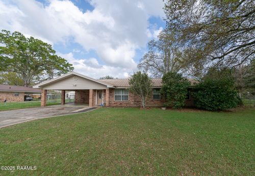 139 Crimson St, Opelousas, LA, 70570-1220 | Card Image