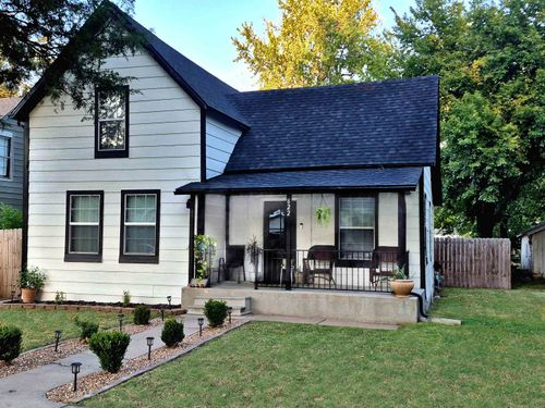 822 N C St, Arkansas City, KS, 67005-1311 | Card Image