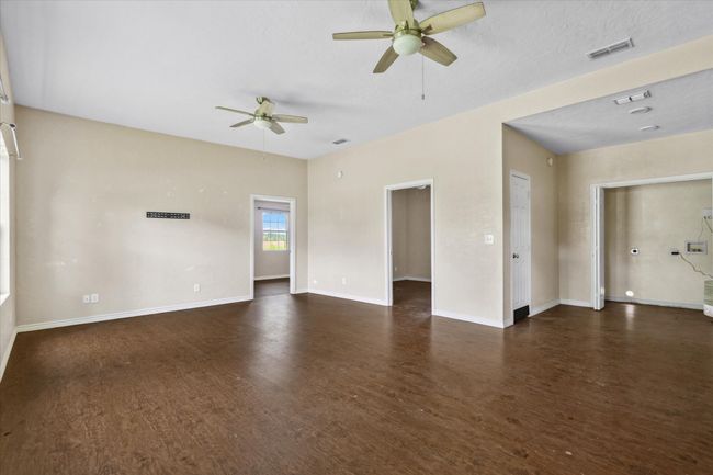1118 E Goode St, House other with 4 bedrooms, 3 bathrooms and null parking in Quitman TX | Image 26
