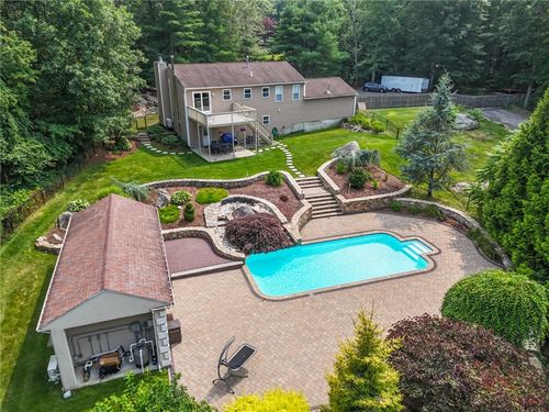 175 Hope Furnace Rd, Hope, RI, 02831-1405 | Card Image