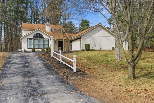 18 Glade Mallow Rd, Malta, NY, 12020-4326 | Card Image