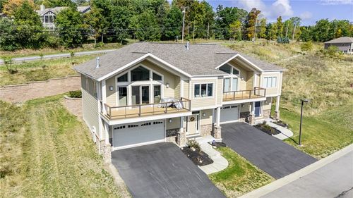1 Terrace Dr, Canandaigua, NY, 14424-8882 | Card Image
