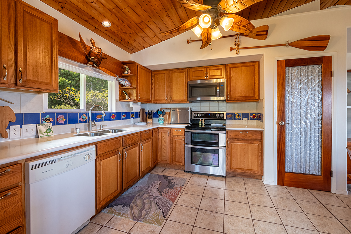 Residential in Captain Cook 5