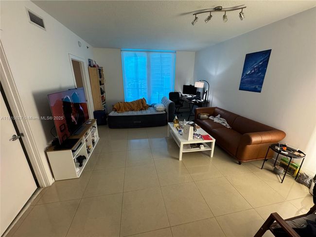 APT-4015 - 1060 Brickell Ave, Condo with 1 bedrooms, 1 bathrooms and null parking in Miami FL | Image 16