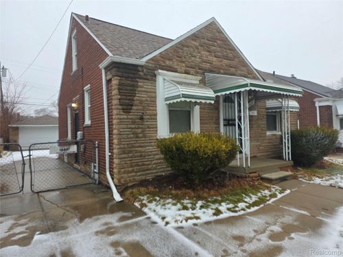 16647 Rossini Dr, Detroit, MI, 48205-2066 | Card Image