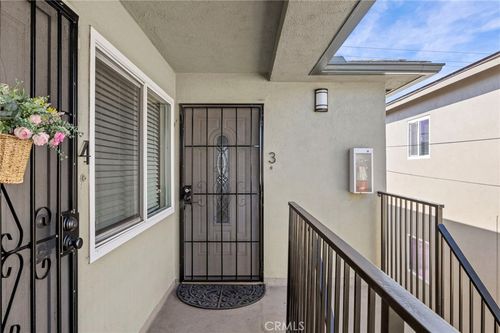 3-3027 E 3rd St, Long Beach, CA, 90814-6679 | Card Image