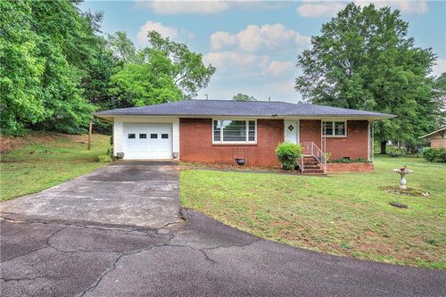 2 Davis Dr, Cartersville, GA, 30120-2407 | Card Image