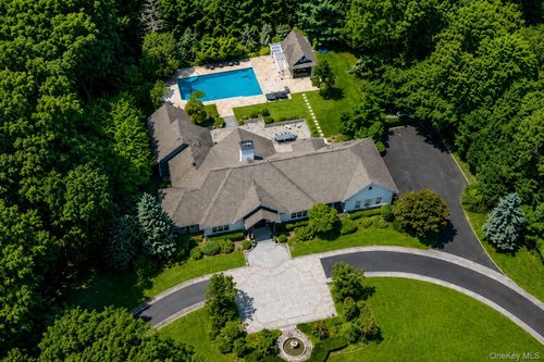 537 Split Rock Rd, Syosset, NY, 11791-1513 | Card Image