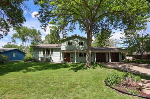 912 3rd Avenue N, Sauk Rapids, MN, 56379 | Card Image