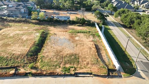 1505 Four Seasons Ln, Fort Worth, TX, 76140-5609 | Card Image