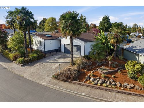 1719 Nw Poppy Hills Dr, McMinnville, OR, 97128 | Card Image