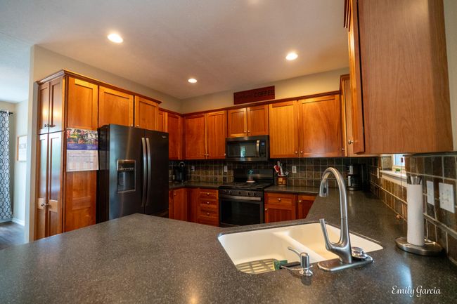 622 Cedar Square St.-27 | Image 13