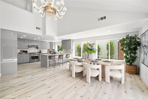 39 Cape Cod, Irvine, CA, 92620-2713 | Card Image