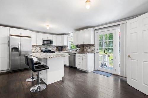 a-12 Lenny Ln, Hudson, NH, 03051-3147 | Card Image