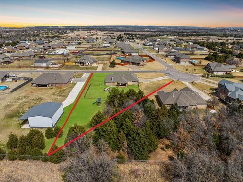 1487 Bridge St, Edmond, OK, 73025-2988 | Card Image